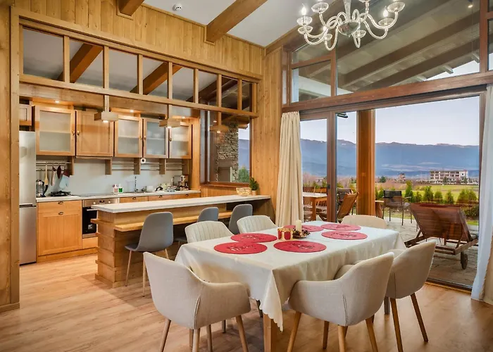 Вилла Pirin Golf Lux For & Chill By Kvartiri Ltd Разлог