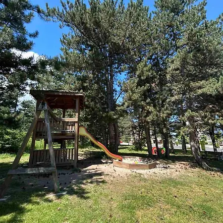Pirin Golf Lux For & Chill By Kvartiri Ltd * Razlog